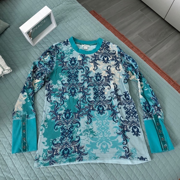 Sundance Blue Floral Thermal Tee with Velvet Cuffs Sz L - Picture 1 of 7